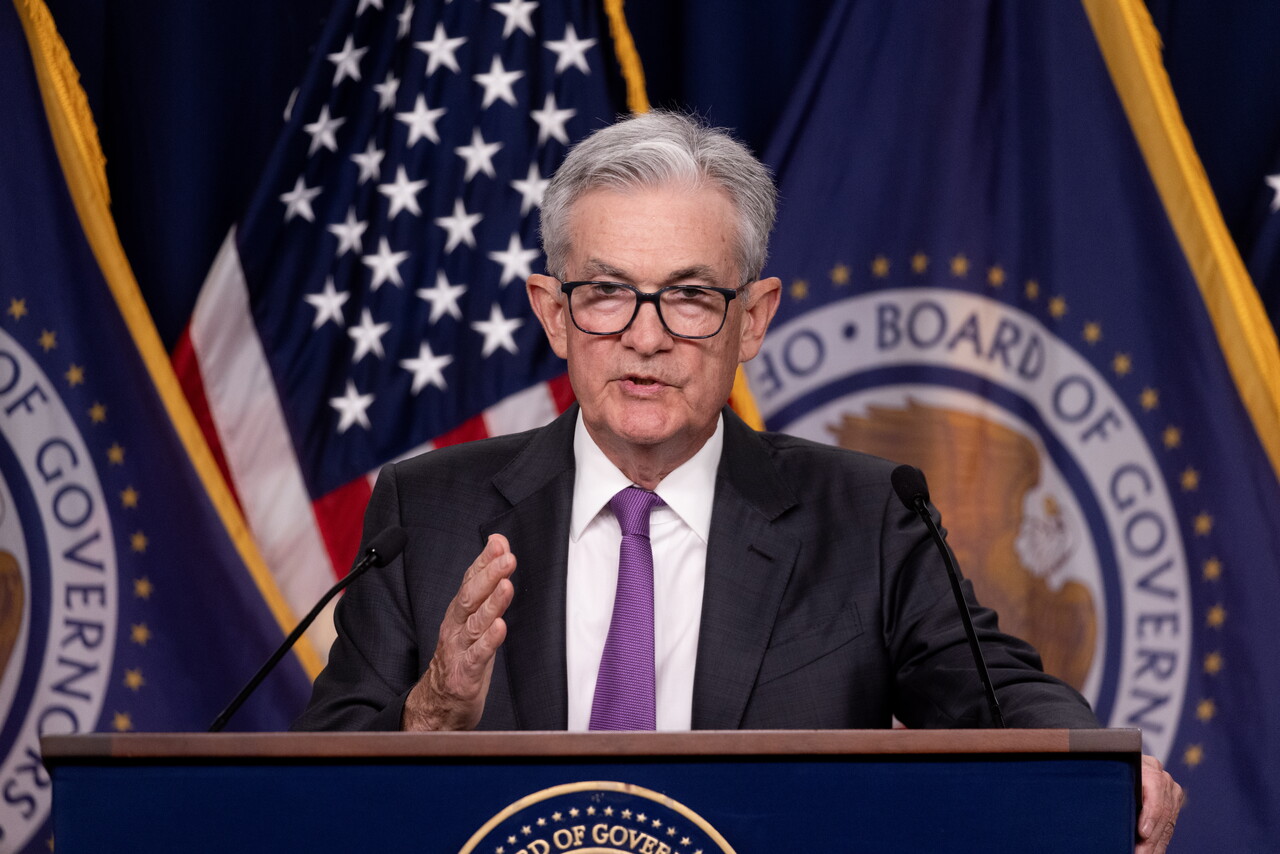 1일(현지 시각) 미국 중앙은행인 연방준비제도(Fed)가 종전 기준금리 연 5.25~5.50%를 유지하기로 했다. /EPA=연합뉴스