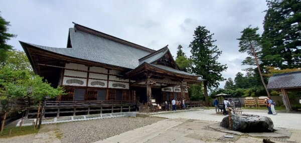 추손지 경내 모습. 나도 모르게 마음이 여유로워지는 절이었다. /사진=양은심