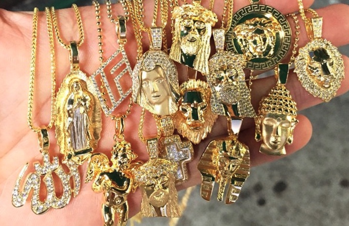 벤 볼러가 제작한 주얼리 /SNS