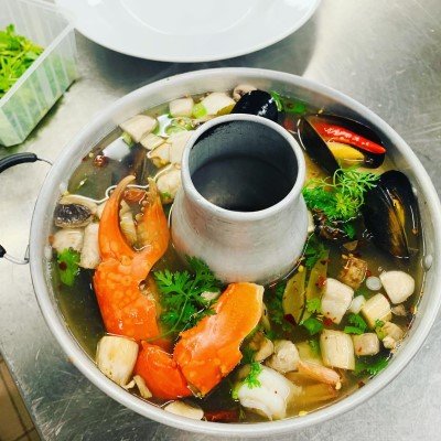 태국식 샤부샤부에 넣어먹는 어묵 /https://www.praguehere.com/top-7-thai-restaurants-prague#google_vignette