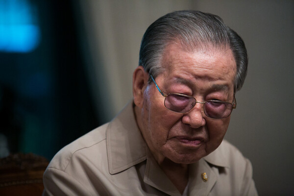 우리나라 정치인 중에서 말 바꾸기를 일종의 ‘상황의 미학’으로까지 끌어올린, 그 분야의 1인자를 꼽는다면 단연 김종필일 것입니다. 그에겐 언제나 ‘상황론자’라는 별칭이 따라다녔습니다. /일요신문