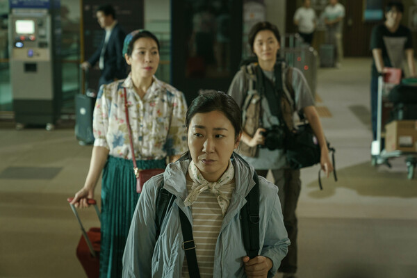 라미란, 염혜란, 장윤주의 케미가 돋보였던 소시민 활약기, 영화 ‘시민덕희’ /사진=쇼박스