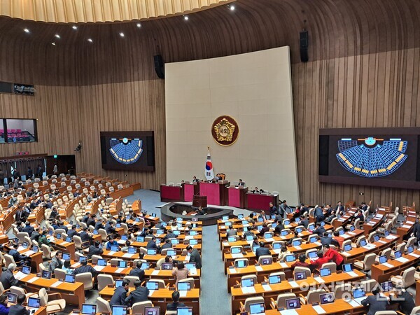 25일 서울 여의도 국회의사당 본회의장. /이상무 기자