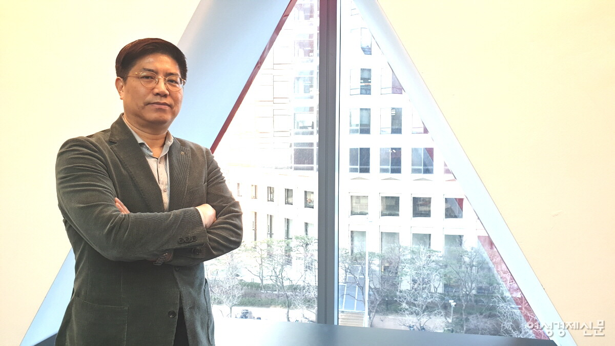 김 소장은 연금 가입 시기는 ‘바로 지금’이 가장 좋다고 했다. 40대라고 하더라도 지금부터 차근차근 꾸준히 불입하라는 거다. /최주연 기자