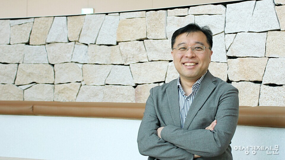 김승룡 한화투자증권 연금기획팀 팀장을 만나 노후 자산 마련 비법을 물었다. /허아은 기자