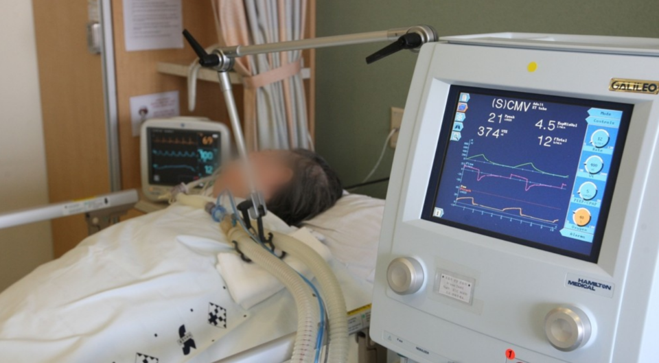 국내 최초로 존엄사를 위해 '무의미한 연명치료'를 중단했던 김모 씨. /연합뉴스