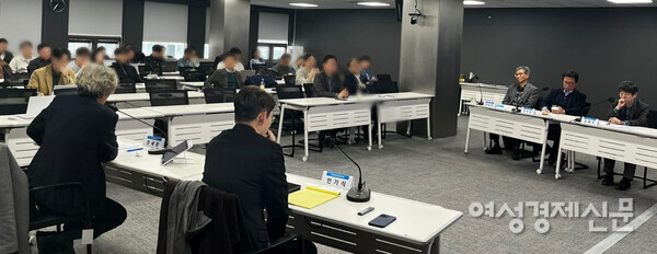 29일 서울 영등포구 보험연구원에서 열린 제46기 산학 세미나 현장 /허아은 기자