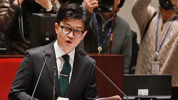 지난해 말 법무부 장관이었던 한동훈 국민의힘 비상대책위원은 정책 의원총회에서 '출입국·이민관리청(이민청) 신설' 계획을 발표했다. /연합뉴스