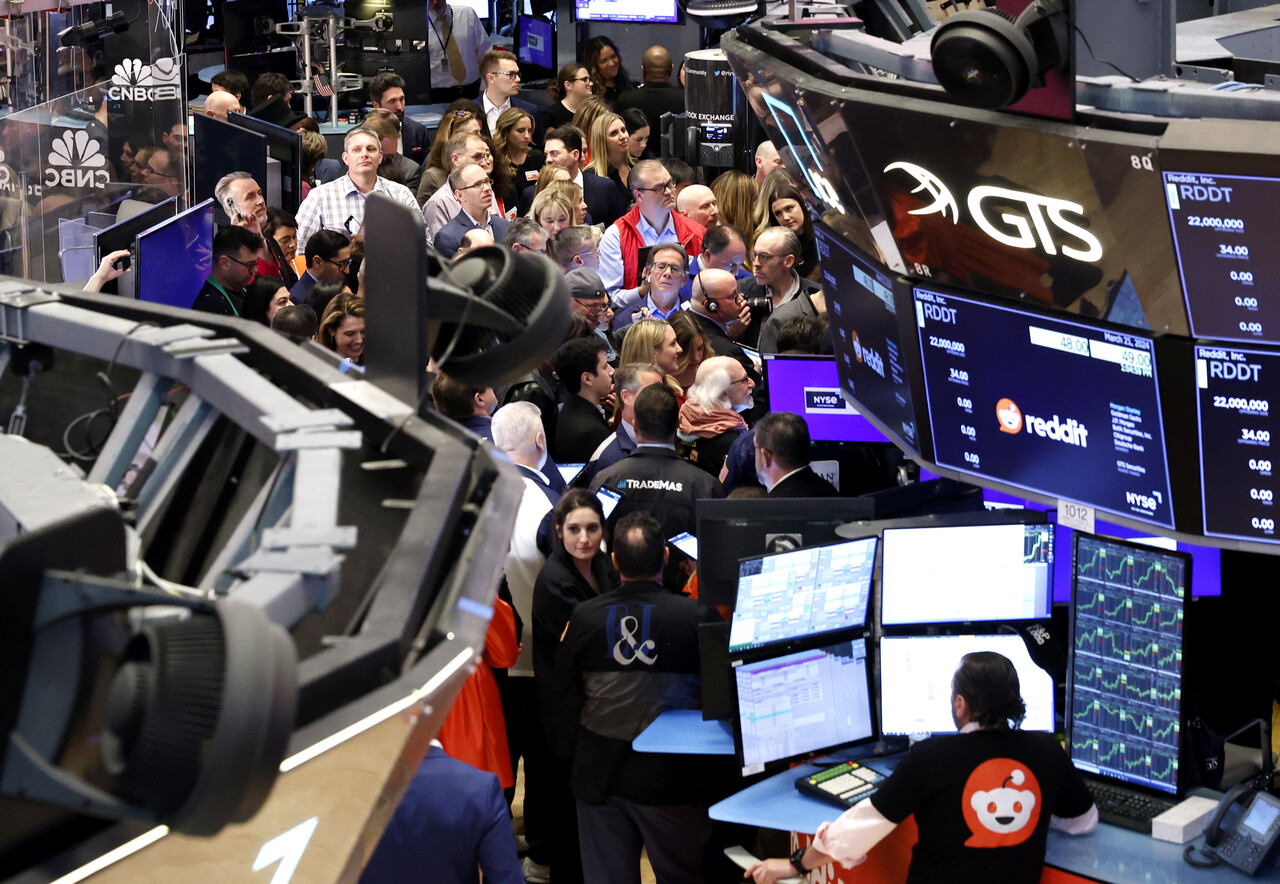 사진은 뉴욕증권거래소(NYSE) 트레이더들 /UPI=연합뉴스