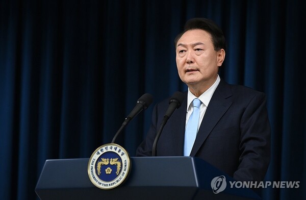 지난 1일 의료개혁 관련 '국민께 드리는 말씀'을 하고 있는 윤석열 대통령 /연합뉴스