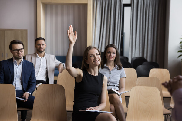 10%의 직원들이 90% 직원들의 업무 의욕을 떨어뜨리고, 동기부여가 안 되게 만든다는 것이다. /게티이미지뱅크