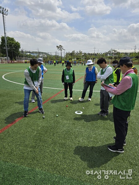 누구나 즐길 수 있는 미니 골프. 요즘 골프가 대세다. /박종섭