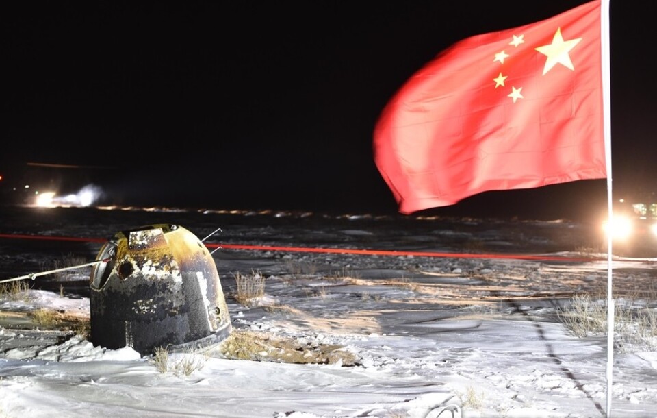 달 샘플 싣고 귀환한 중국 무인탐사선 '창어 5호' [연합뉴스]