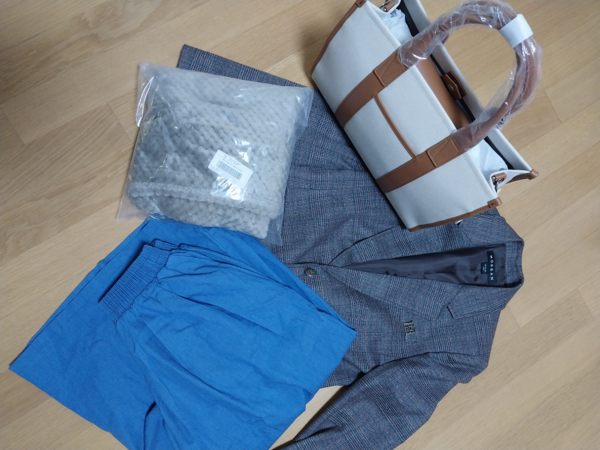 오후에 방문 요양하는 어르신은 최근에 홈쇼핑 주문하는 횟수가 많아졌다. /임지은