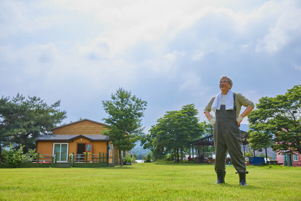 귀농귀촌에 성공하여 전원생활을 누리는 이들은 모두 자신의 삶이 슬로우 라이프이다. 반대로 도시의 패스트 라이프를 벗어나고자 귀농귀촌을 선택했고 슬로우 라이프를 누리고 있으니 귀농귀촌을 선택했다고도 할 수 있다. /게티이미지뱅크