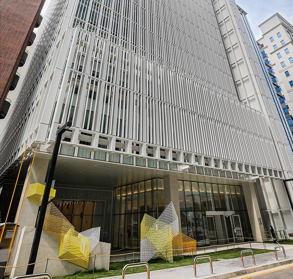 현대백화점 본사 사옥 전경 /현대백화점그룹