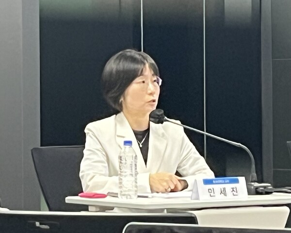 토론자로 참여한 민세진 동국대학교 교수는 한국의 중산층 감소가 국내 보험산업의 큰 리스크라고 진단했다. /허아은 기자