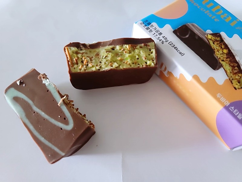 편의점에서 팔고 있는 두바이st 초콜릿 /사진=홍미옥