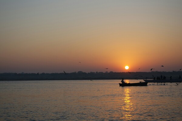 바라나시 갠지스강의 석양 /나소영 여행 스토리텔러 