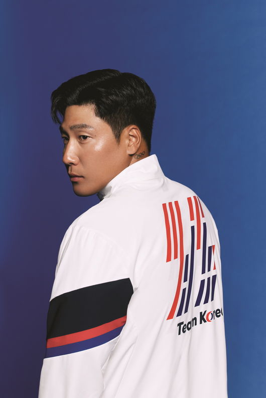 프로스펙스가 디자인한 2024 패럴림픽 국가대표팀의 선수단복 /프로스펙스