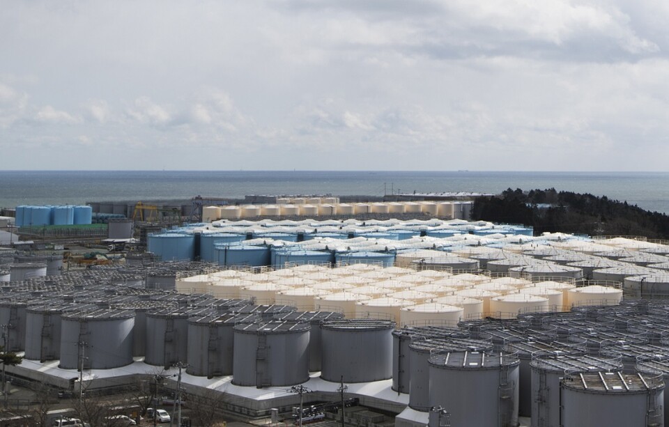 일본 후쿠시마 제1원자력 발전소 내 방사성 오염수 저장 탱크 /연합뉴스