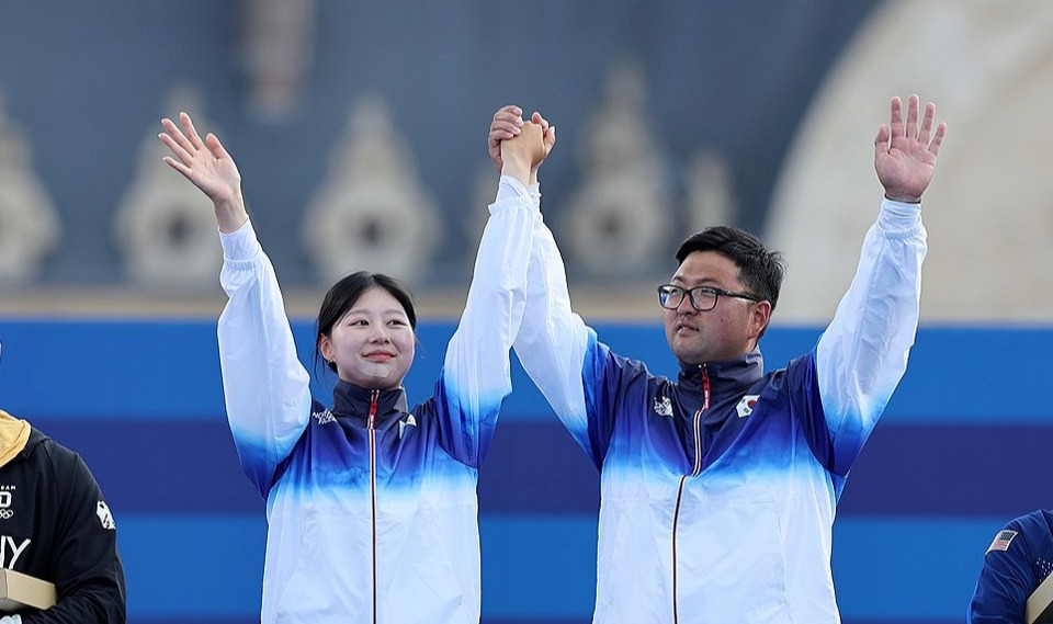 양궁 국가대표 김우진(오른쪽), 임시현은 재물복을 지닌 관상이다. /연합뉴스