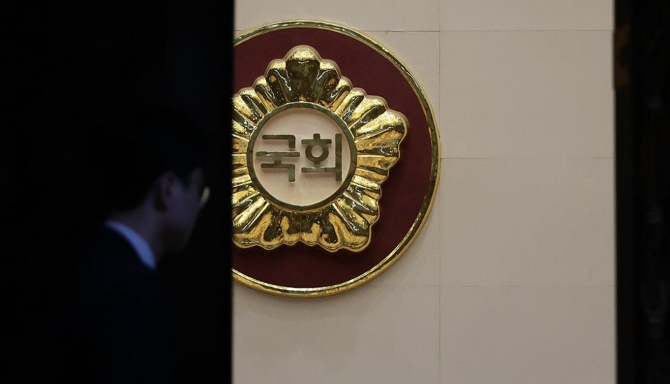 여야가 22대 국회에서 상대 진영 인사를 공격하기 위한 용도로 '방지법' 발의를 남발하면서 여론이 악화되고 있다. /연합뉴스