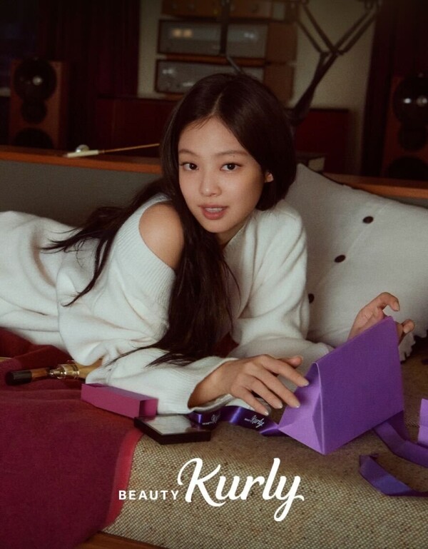 뷰티컬리 론칭 당시 모델로 기용된 블랙핑크 제니 /컬리