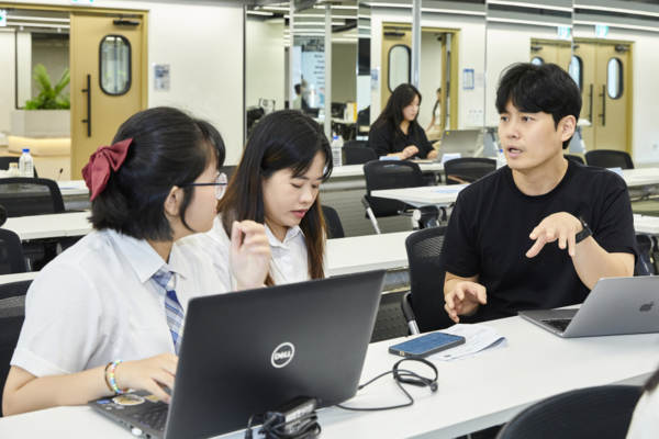 2024 국제 저작권 보호 공모전 참가자들은 ‘콘텐츠 산업 발전을 위한 저작권 보호’라는 주제에 맞춰 광고 영상 기획안을 스스로 고민하고 제출했다. /한국저작권보호원