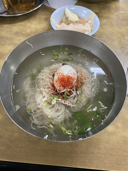 종로구 입정동 을지면옥 냉면 /권혁주