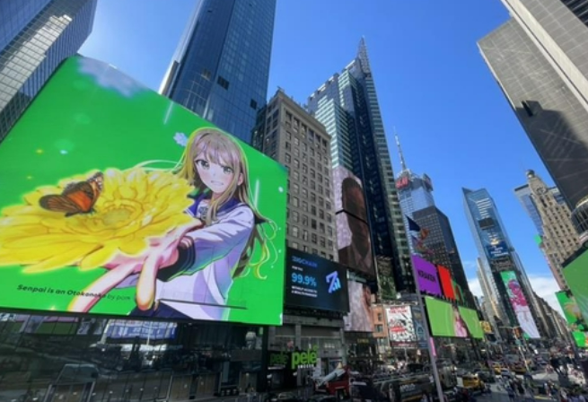 웹툰엔터 일본 대표작 '선배는 남자아이'가 미 뉴욕 타임스스퀘어 광고판에 나오고 있다. /네이버웹툰
