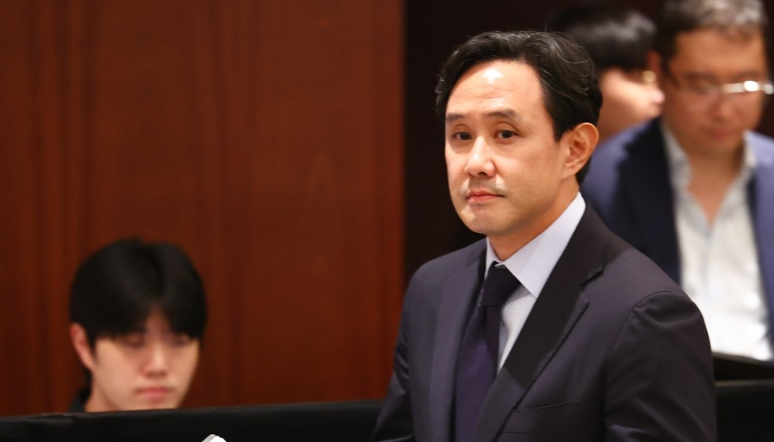 고려아연이 MBK파트너스와 영풍의 지배력 강화에 대항해 최윤범 회장의 우호 지분을 늘리기 위해 유상증자에 나선다. /연합뉴스