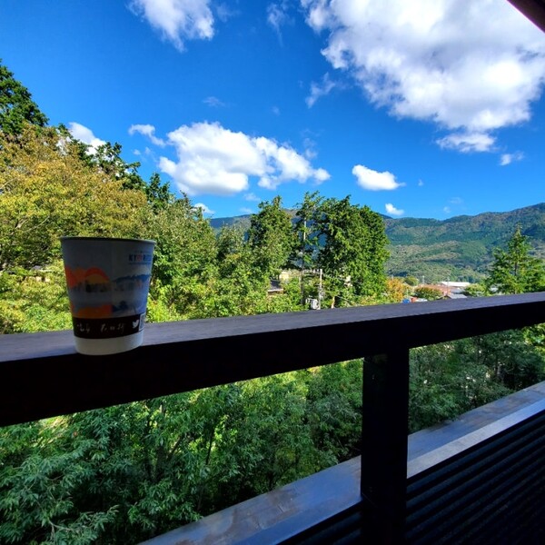 온천 여관 베란다에서 바라본 하코네 온천 마을의 하늘 /사진=양은심