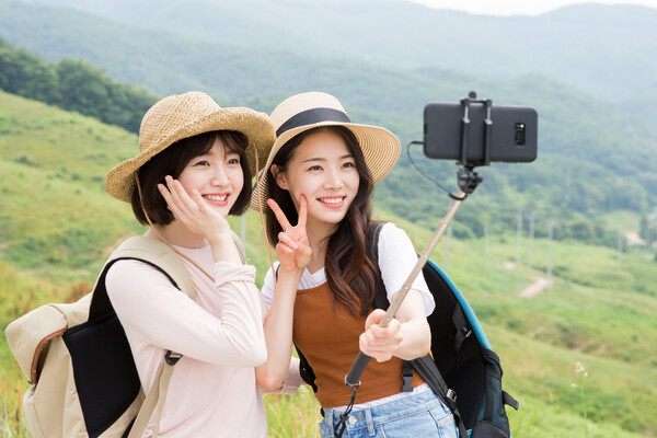 올해도 친구랑 다른 세상 구경하러 가는 설렘에 들떠있다. /게티이미지뱅크