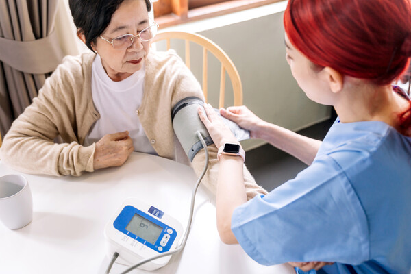 건강검진은 가끔 건강한 사람도 소심하게 만든다. /게티이미지뱅크