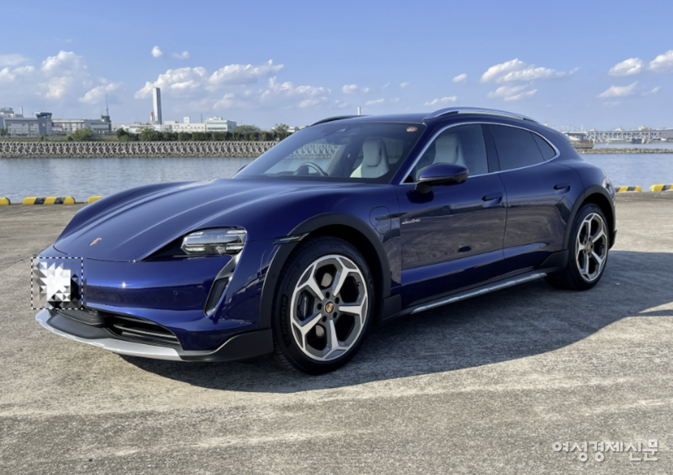 타이칸 크로스 투리스모 /여성경제신문