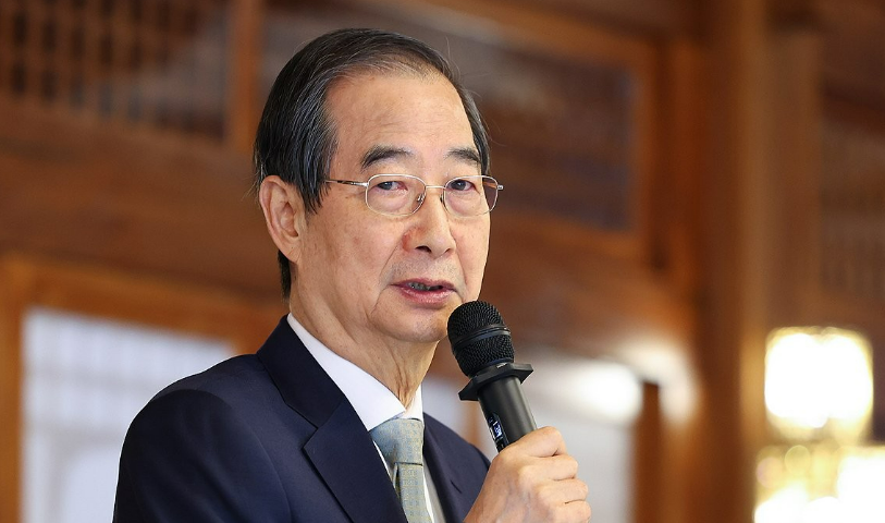 한덕수 대통령 권한대행 국무총리가 지난 24일 서울 삼청동 총리 공관에서 열린 '서울재팬클럽(SJC) 오찬 간담회'에서 인사말을 하고 있다. /연합뉴스