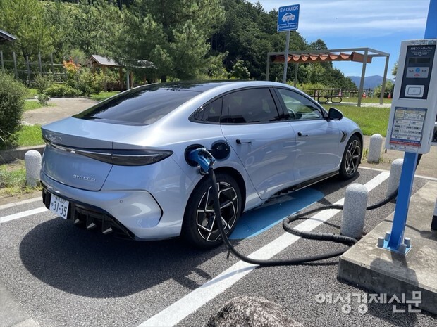 BYD SEAL은 미국 테슬라 모델 3와 직접 경쟁하는 모델이다. /여성경제신문