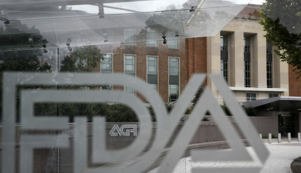 2024년 미국에서 승인된 바이오시밀러 18개 중 4개가 한국 제품이다. 미국과 동등한 수준을 기록했다. 특히 동아에스티의 이뮬도사가 포함되면 한국은 5개 제품으로 미국을 앞선다. /FDA