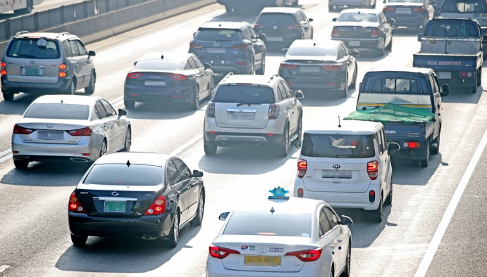 국내 주요 손해보험사가 올해도 자동차보험료를 0.5~1% 인하할 예정이다. /연합뉴스