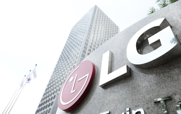 LG전자가 2024년 역대 최대 매출을 기록하며 생활가전 사업과 전장 사업에서 9년 연속 매출 성장을 이어가고 있다. /연합뉴스
