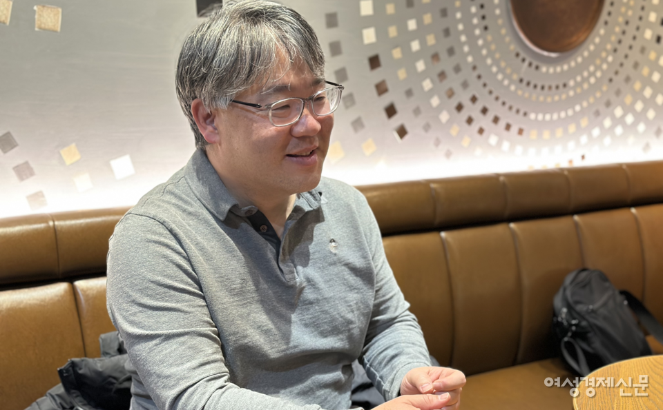 지난 21일 여성경제신문이 최종범 아주대병원 마취통증의학과 교수를 만나 의료 공백 사태의 현주소를 들어봤다. /김정수 기자