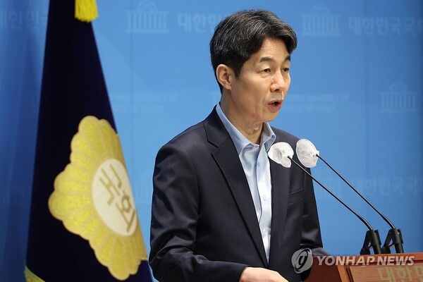 더불어민주당 윤건영 의원 /연합뉴스