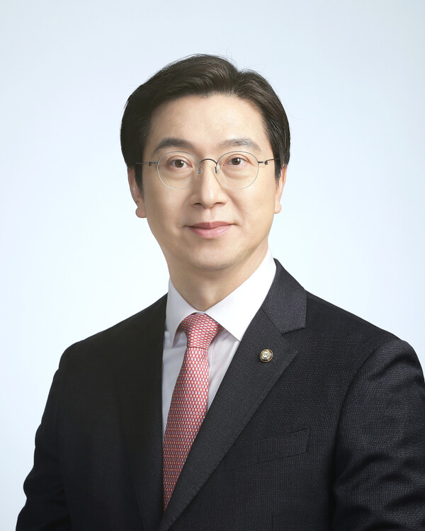 강민국 국민의힘 의원이 국정감사 NGO 모니터단의 '국정감사 우수의원'에 선정됐다. /강민국 의원실