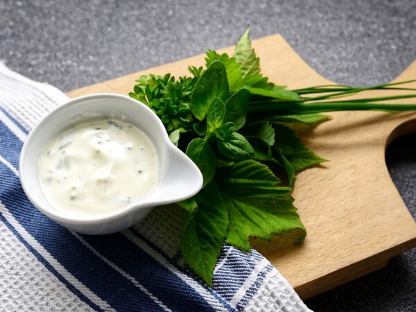 요거트, 견과류 등을 활용한 건강한 소스 /픽사베이