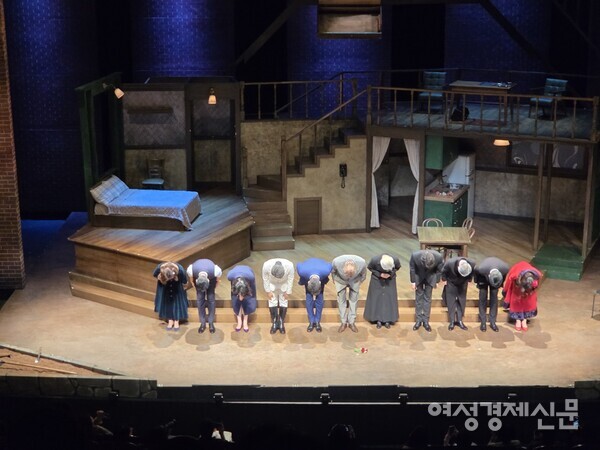 연극이 끝나고 커튼콜 /박종섭