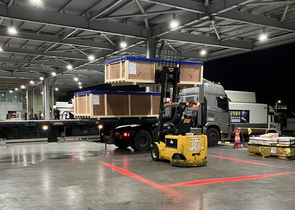 CJ대한통운이 전투기 훈련 장비를 폴란드로 성공적으로 운송하며 K 방산의 글로벌 물류 파트너로서 역량을 입증했다. /CJ대한통운