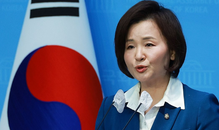 이수진 더불어민주당 의원이 지난해 1월 22일 오전 국회 소통관에서 성남시 중원구 출마 선언 기자회견을 하고 있다. /연합뉴스