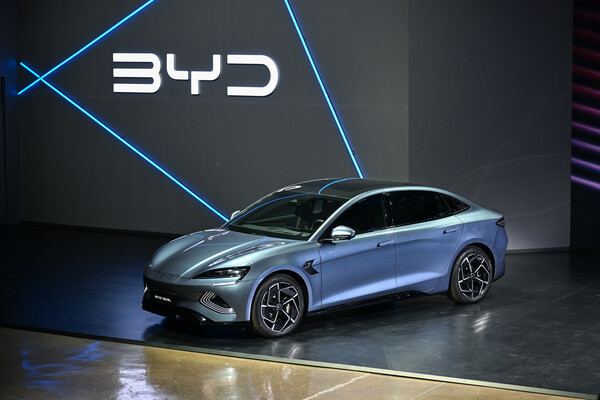 보조금 문제와 함께 BYD의 B2B 전략에도 차질이 우려된다. /BYD 코리아