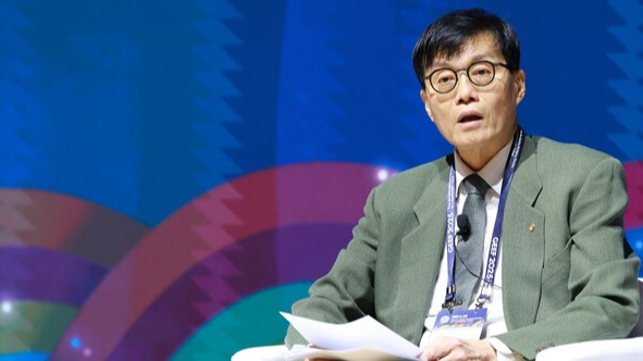 이창용 한국은행 총재가 14일 오전 서대문구 연세대학교 백주년기념관에서 열린 제7회 글로벌지속가능발전포험(GEEF 2025)에 참석해 기조연설하고 있다. /한국은행